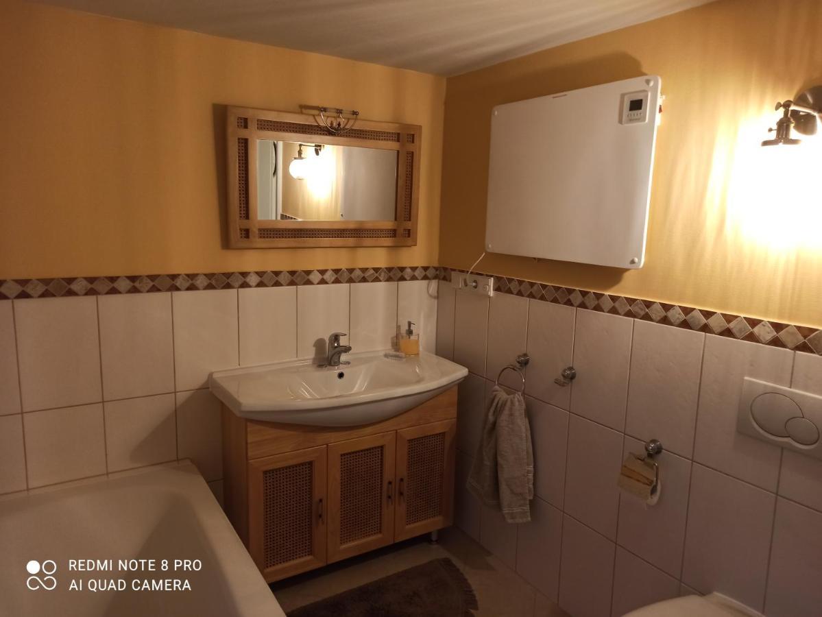 Schoene 77Qm Wohnung In Gehobener Lage Direkt Am Wald Rodenbach  Luaran gambar